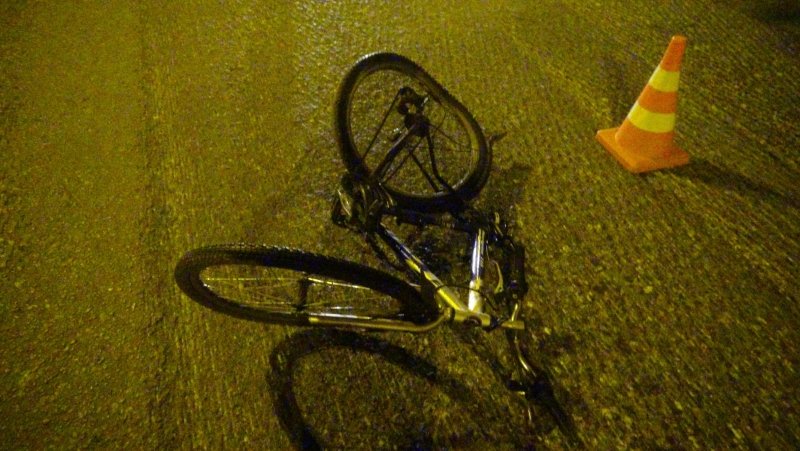 Автомобилист насмерть сбил велосипедиста 