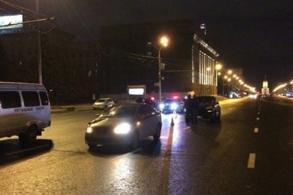 Ночной пешеход погиб под колесами авто на площади Ленина