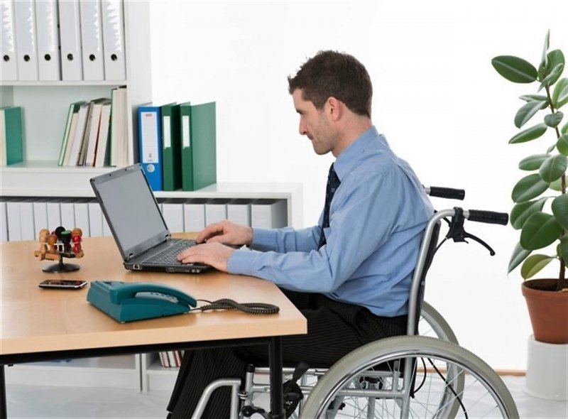 Молодым людям с инвалидностью помогут при трудоустройстве