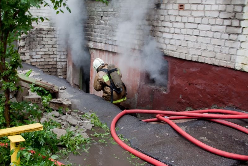 Один и тот же дом горел дважды за сутки в Новосибирске