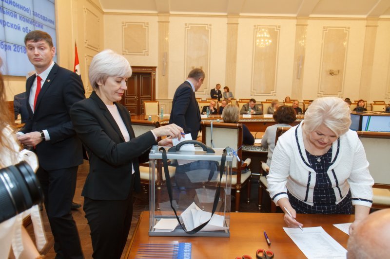 Председателя избиркома переизбрали в Новосибирской области