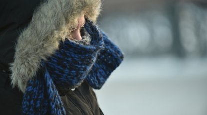 Новосибирцев предостерегли от прогулок без шапок в мороз