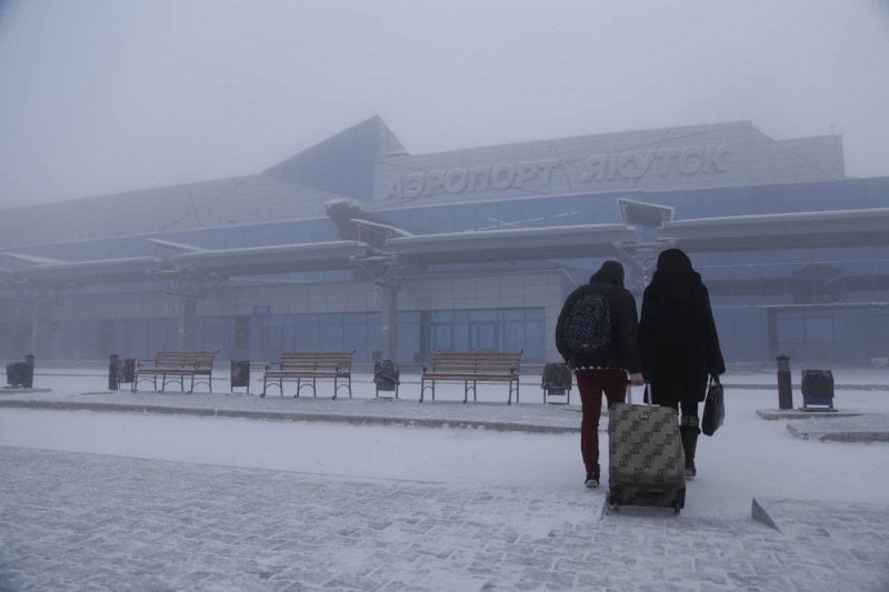 Новосибирцы смогли прилететь из Якутска на вторые сутки