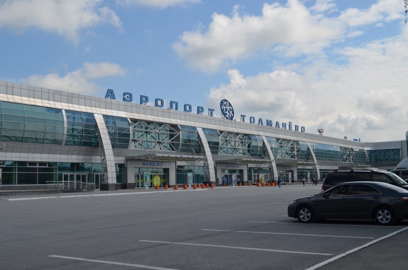 Пассажиры «Толмачево» почти сутки ждут рейс на Краснодар