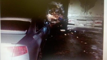 Водитель автобуса погиб в столкновении с фурой