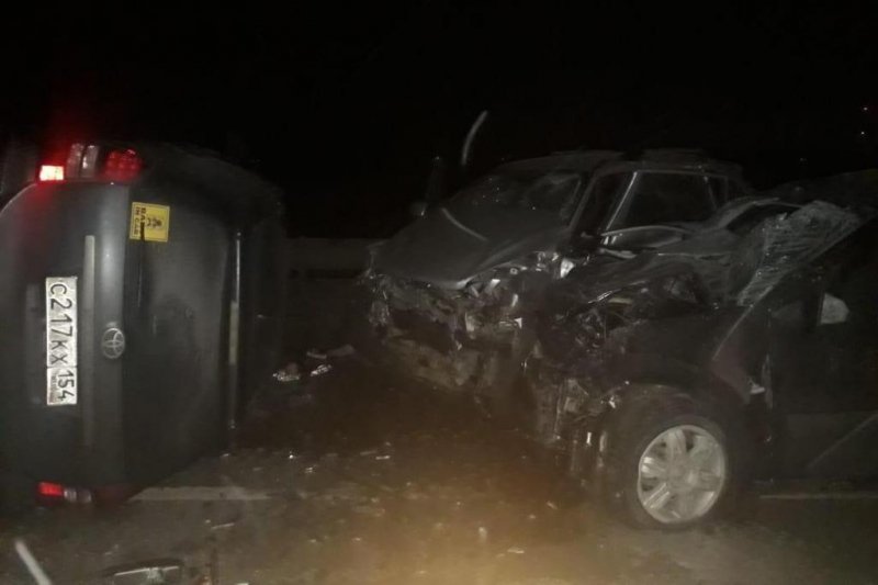 Автомобилист погиб в тройном ДТП на Чуйском тракте
