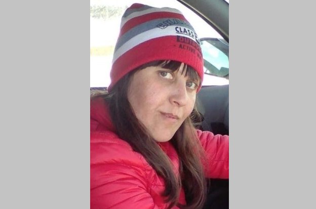 Женщина в красной куртке пропала в Новосибирской области