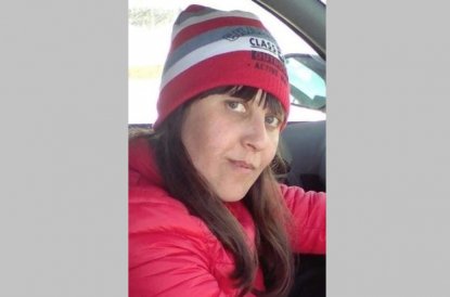 Женщина в красной куртке пропала в Новосибирской области
