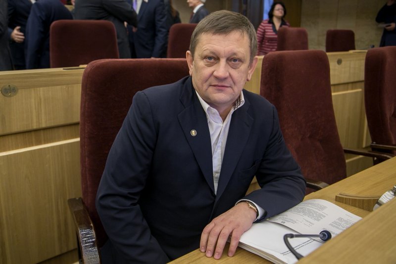«Спасибо за принятые решения»: парламент отпустил Караськова