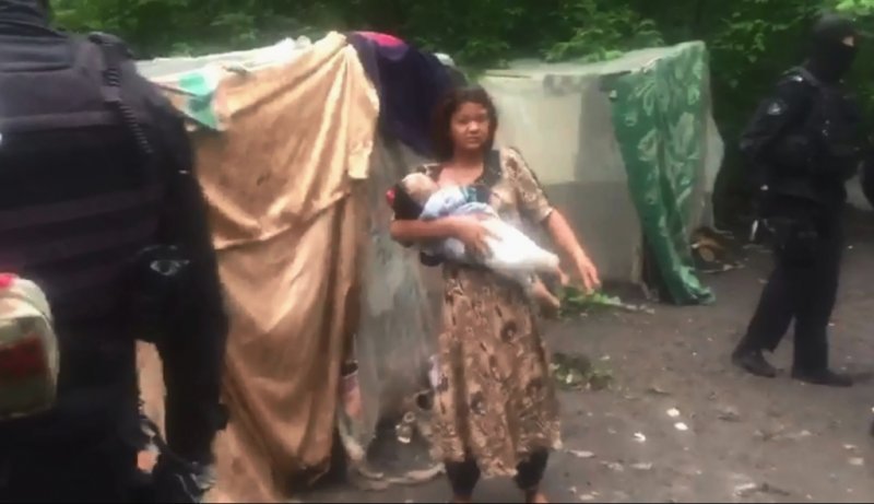 Лагерь нелегальных мигрантов нашли под Новосибирском