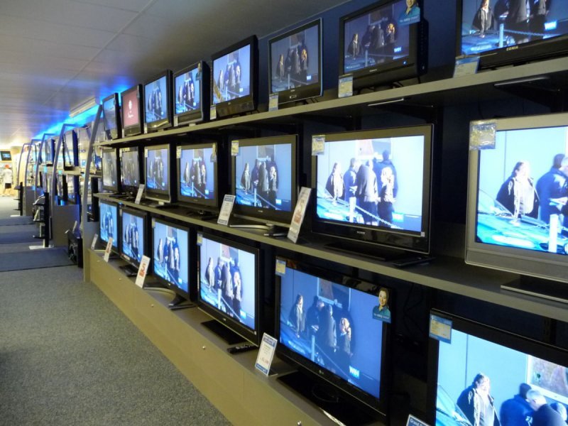 Похитителей 14 телевизоров задержали в Новосибирске