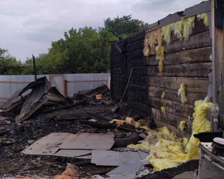 Огонь унес жизнь жительницы села в Новосибирской области