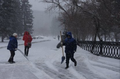 А снег идет: коллекция аварий и ДТП от Сибкрай.ru