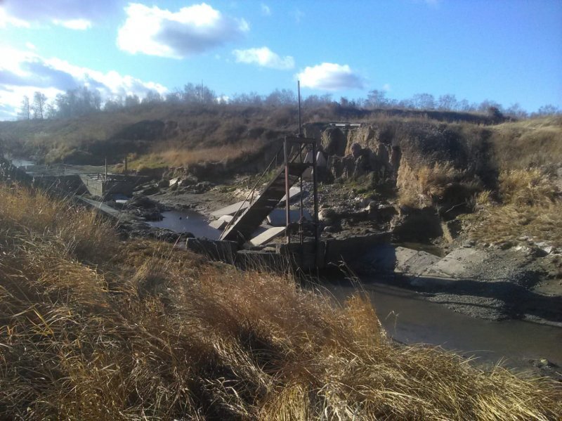 «Дорога в никуда»: как мост-шлюз разделил жителей  Козловки 