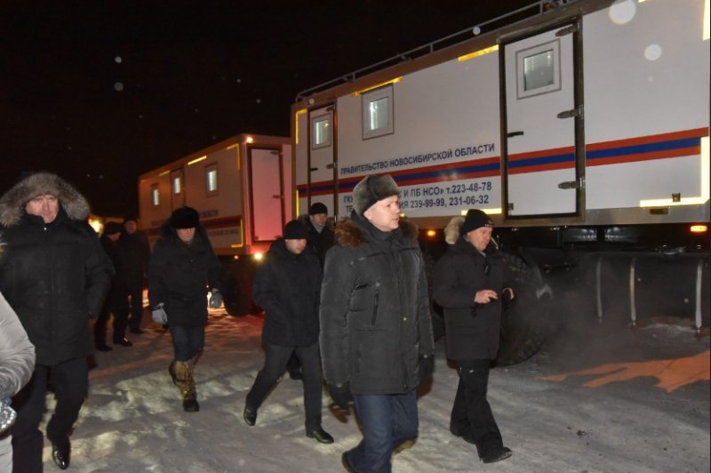 Губернатор вернулся ночью из Москвы из-за аварии на сетях