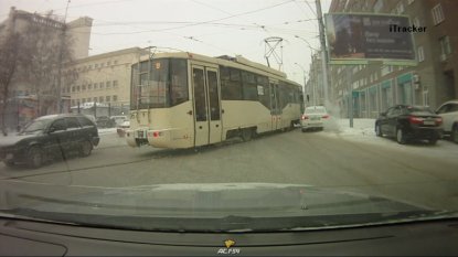 Топ ДТП от Сибкрай.ru: 13-е номера и наглые таксисты