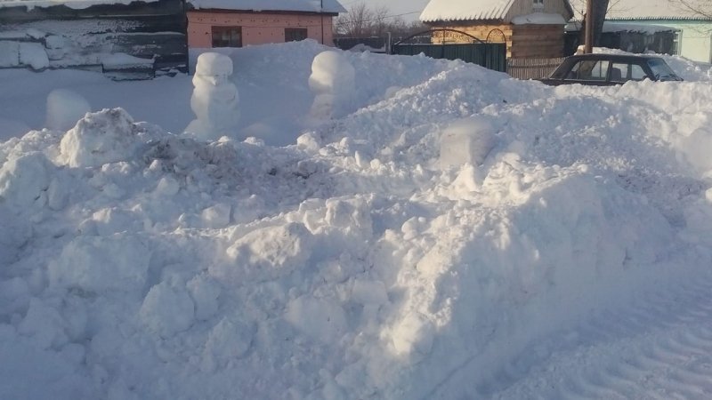 Сельский чиновник пригрозил жителям расправой за уборку снега