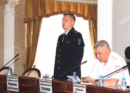 Экс-начальник ГСУ Неупокоев  попал к «торговке семечками»