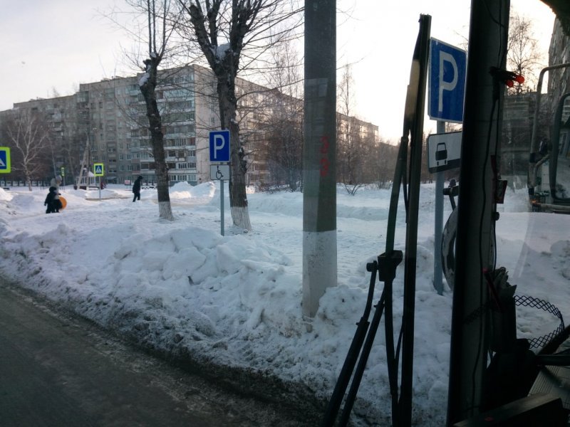 Варламов упрекнул парковки для инвалидов в Барнауле 