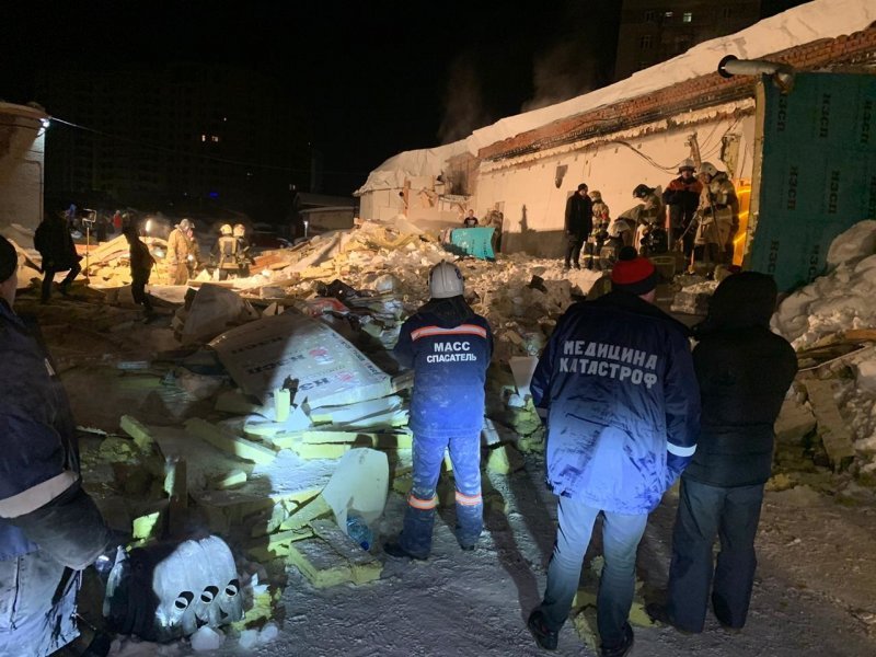 Мэр приказал почистить крыши после трагедии в Академгородке