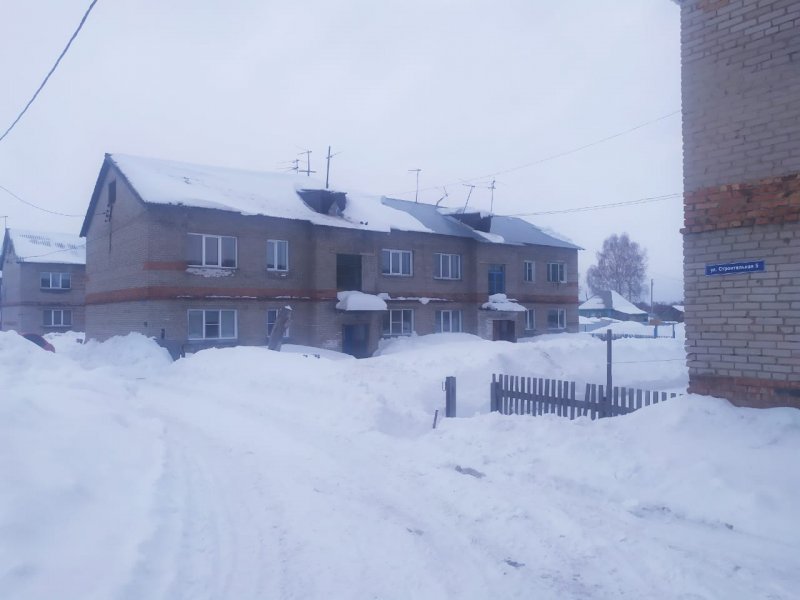 Глыба снега убила пенсионера в поселке Октябрьский
