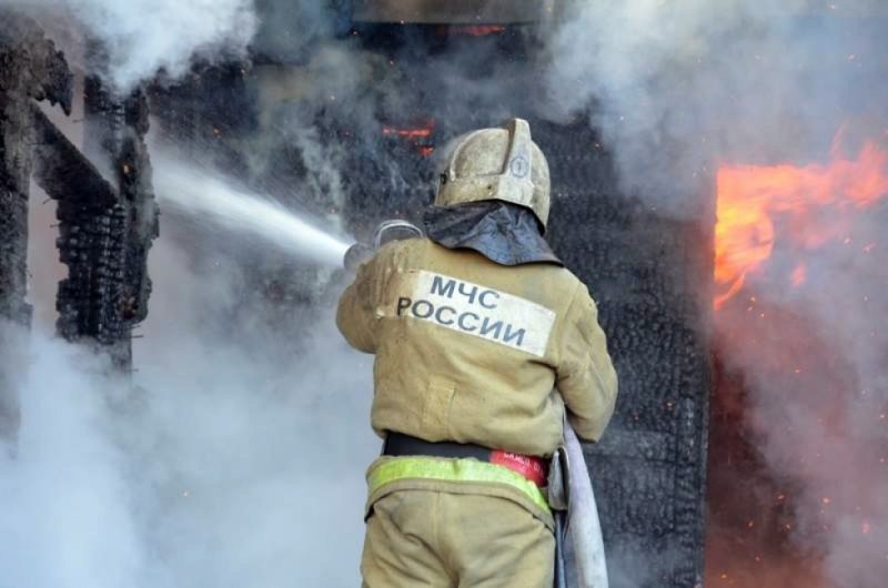 Пожар на Калужской: две женщины попали в ожоговый центр