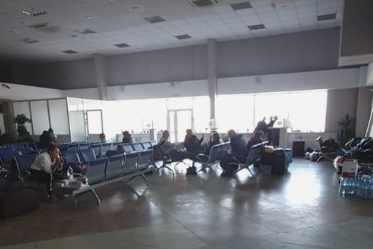 Иностранные туристы заперты в сибирских аэропортах