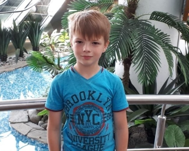 Десятилетний мальчик на самокате пропал со двора в Бердске