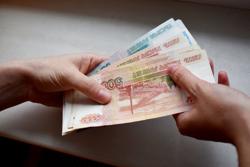 Новосибирским бизнесменам обещали дать три миллиарда рублей