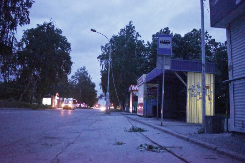 160 отключений: после урагана свет вернулся в  дома Новосибирской области  