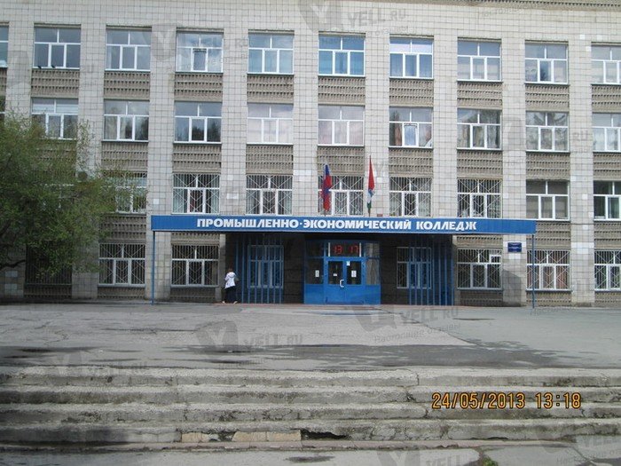 12 лет тюрьмы грозят директору Новосибирского промышленно-энергетического колледжа за взятку 