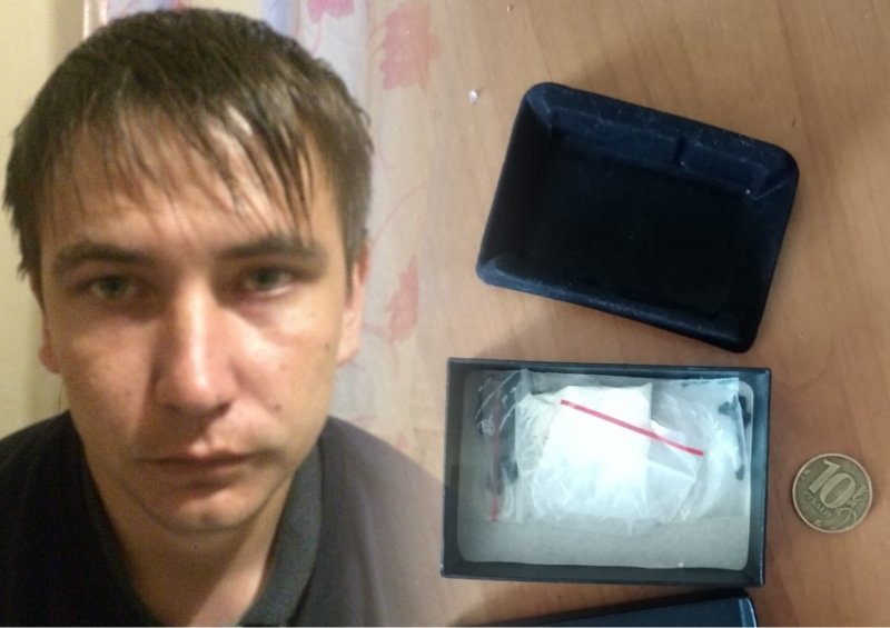 «Брал криптовалютой»: крупного закладчика наркотиков из Кудряшовского бора отправили в колонию строгого режима