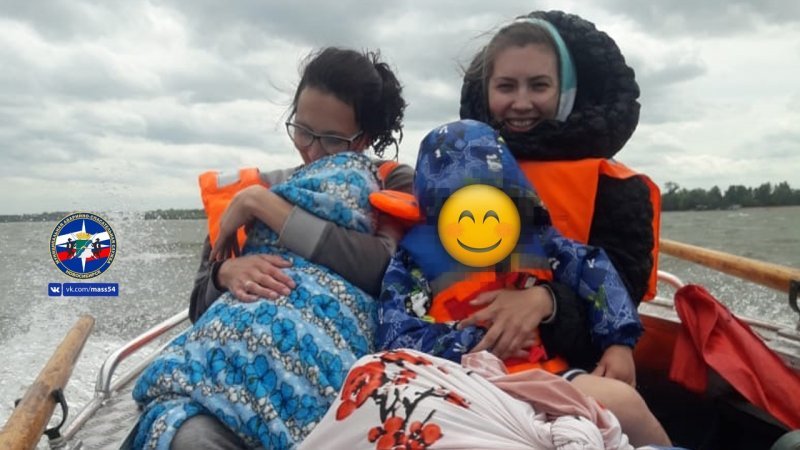Новосибирцы с детьми застряли на острове в шторм
