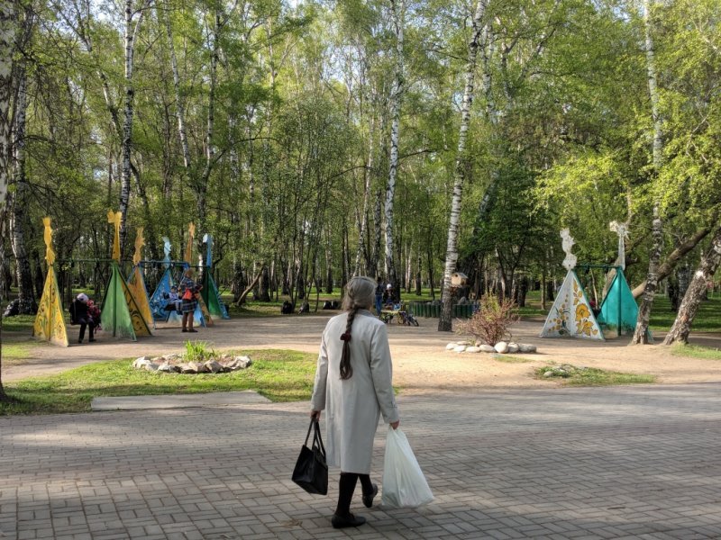 «Могут отдать под застройку»: общественник борется с мэрией за парк у ДК Чкалова