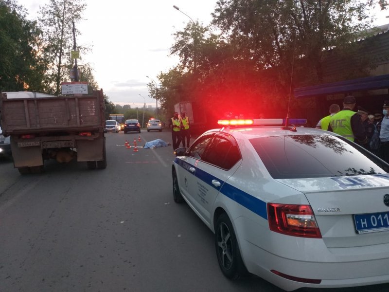 Новосибирские автоинспекторы ищут бросившего умирать женщину водителя «ГАЗели»