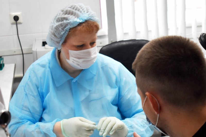 В Новосибирск начала поступать вакцина от COVID-19