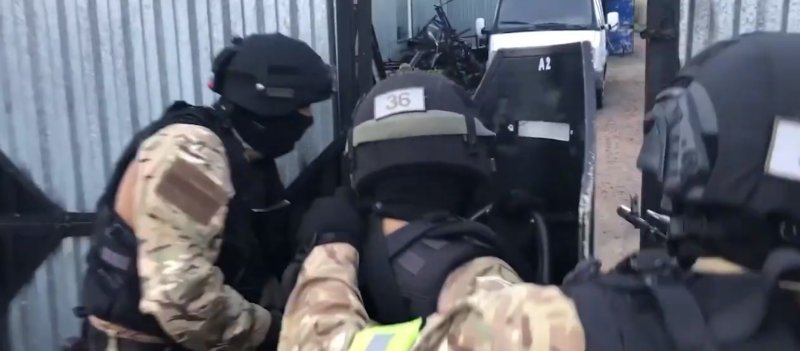 40 заложников реабилитационного центра освободили новосибирские оперативники 