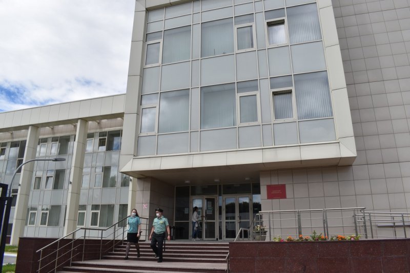 «Работают кинологи»: в Ленинском суде прошла массовая эвакуация
