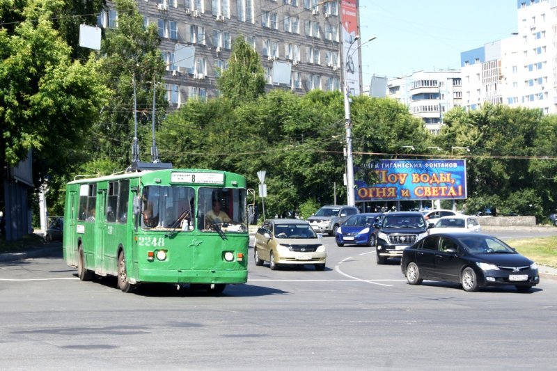 Число полос на площади Лыщинского в Новосибирске увеличится вдвое