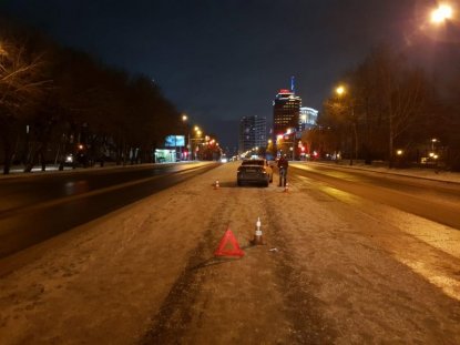 Перебегавший Немировича-Данченко пешеход сломал под колесами обе ноги