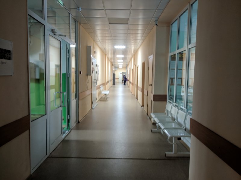 Минздрав заверил, что «платный» ковидный госпиталь работает по ОМС