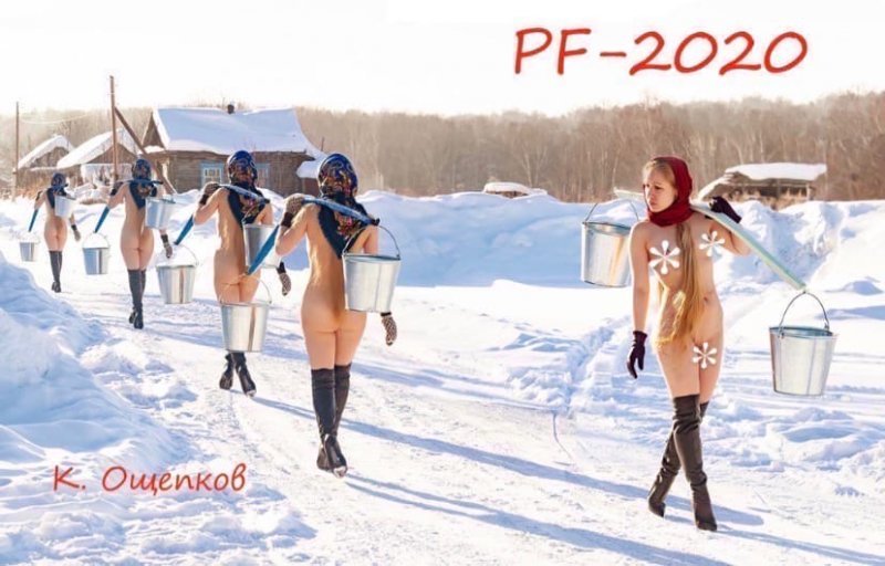 «Снимать девочек у реки с коромыслом»: голые девушки встретят новосибирские морозы