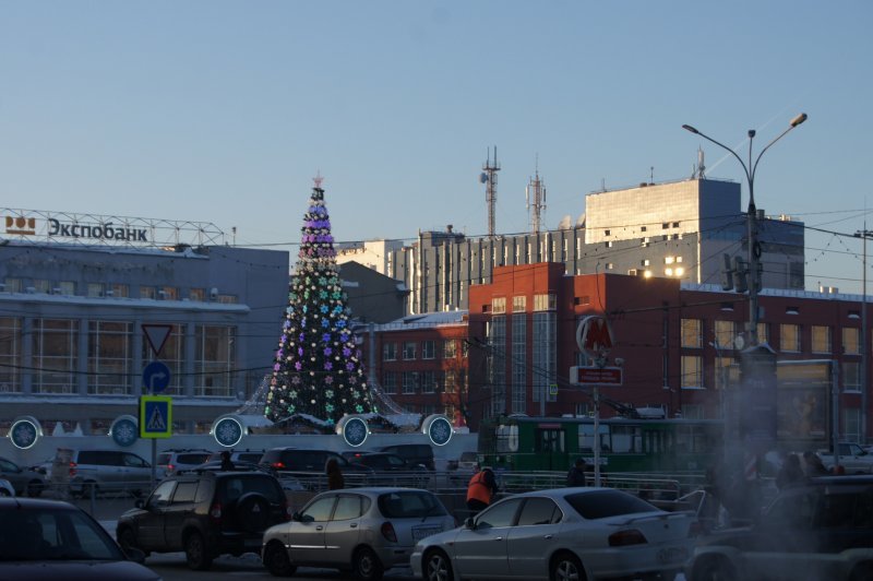 Губернатор и министры замерзают в Новосибирске