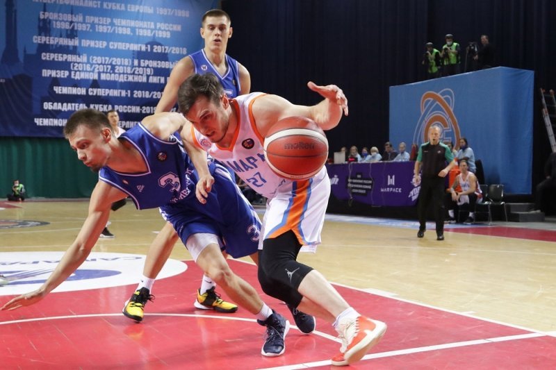Баскетбол: «Новосибирск» в гостях уступил «Самаре»