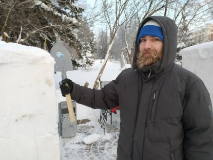 Александр Невский, тевтонцы и совы: в Новосибирске начался фестиваль снежной скульптуры