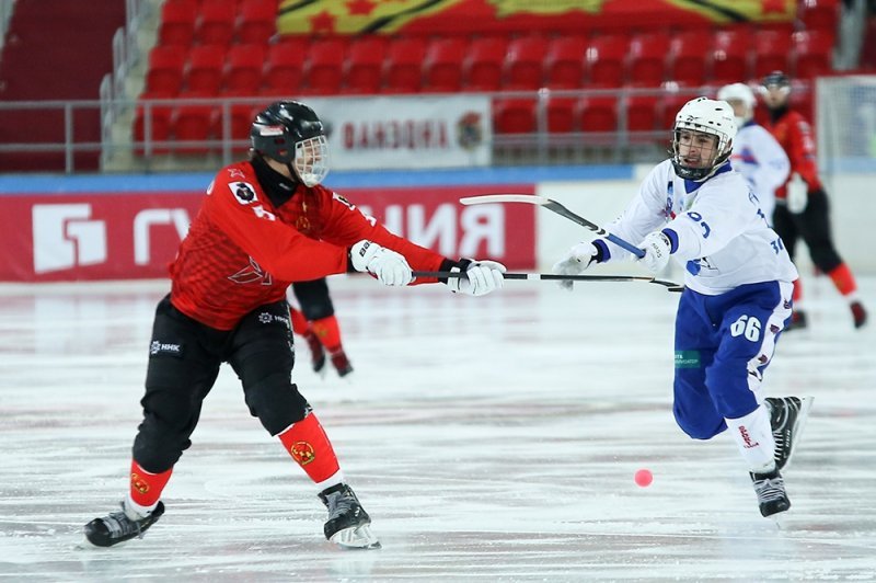 Хоккеистов «Сибсельмаша» в Хабаровске хватило только на один тайм