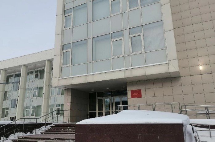 Новосибирский студент, обвиняемый в убийстве друга, надеется остаться на свободе