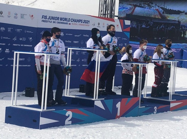 Новосибирская спортсменка взяла «золото» на первенстве мира по сноуборду