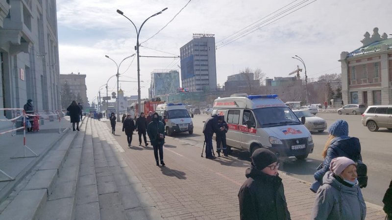 Из-за сообщения о бомбе эвакуировали сотрудников мэрии Новосибирска