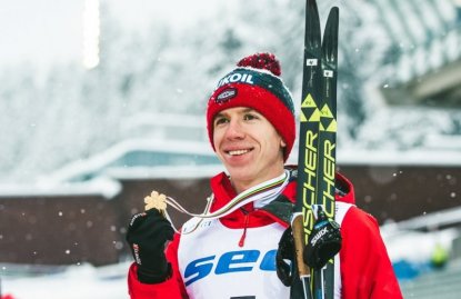 Новосибирский лыжник Андрей Собакарев завоевал бронзовую медаль чемпионата России в гонке на 50 км 